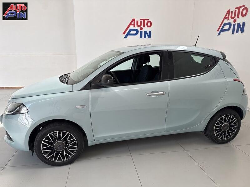Lancia Ypsilon Ypsilon 1.0 FireFly 5 porte S&S Hybrid Platino