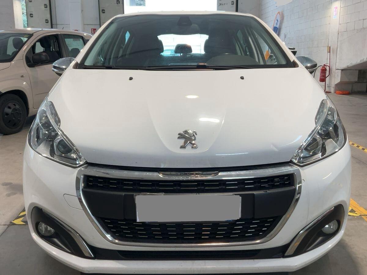 Peugeot 208 1.6 BlueHDi 100 CV Allure