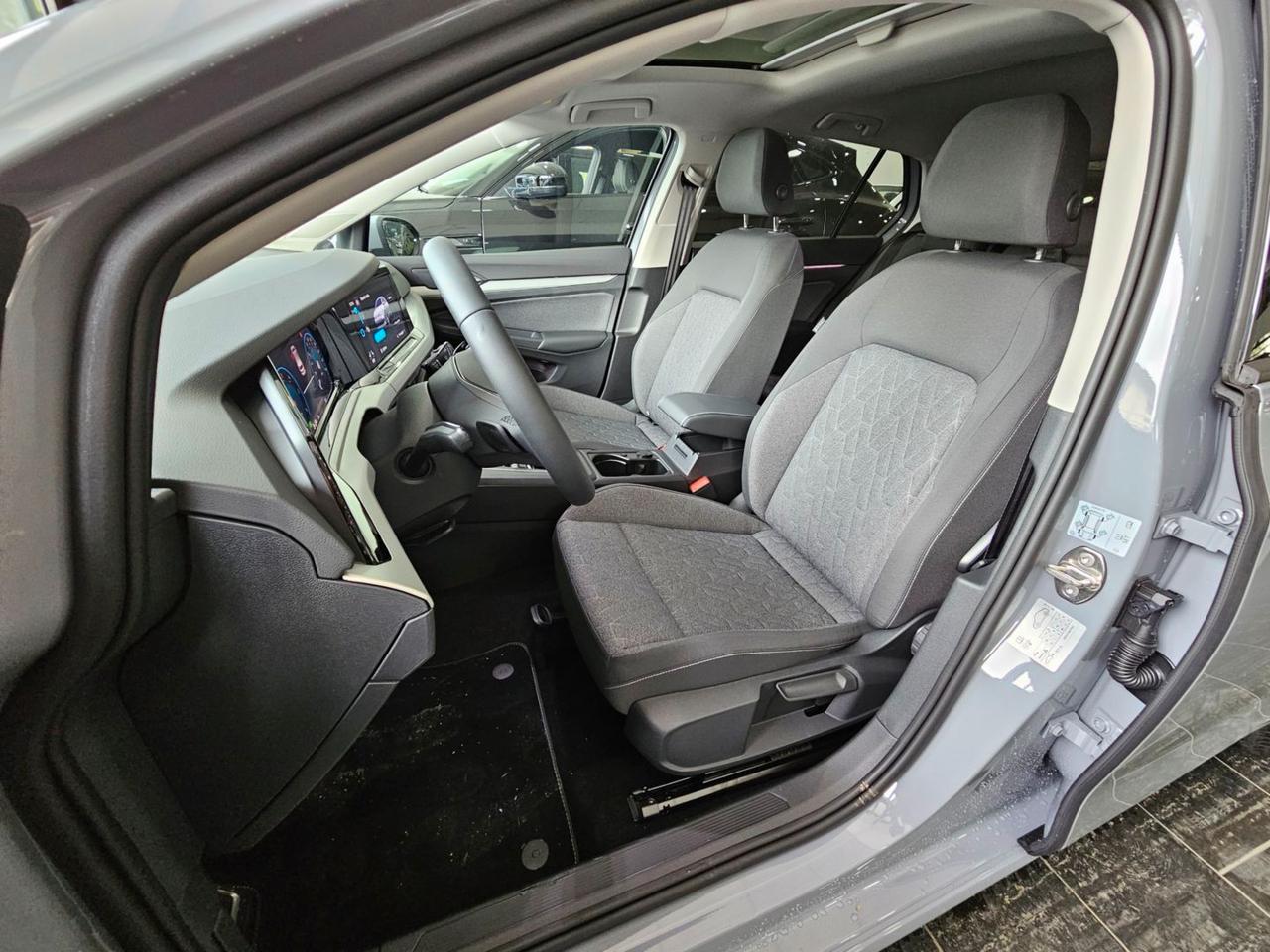 Volkswagen Golf TDI MOVE LIFE C.16 Tetto Nav Led Matrix Clima3Zone