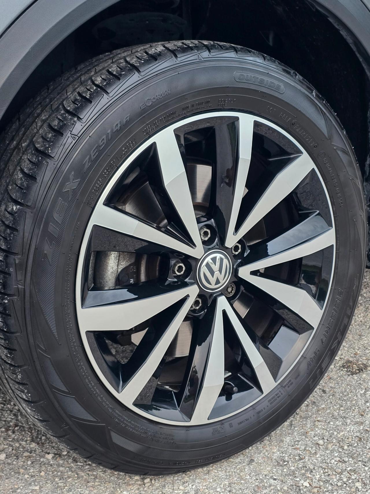 Volkswagen T-Roc B-color Daytona