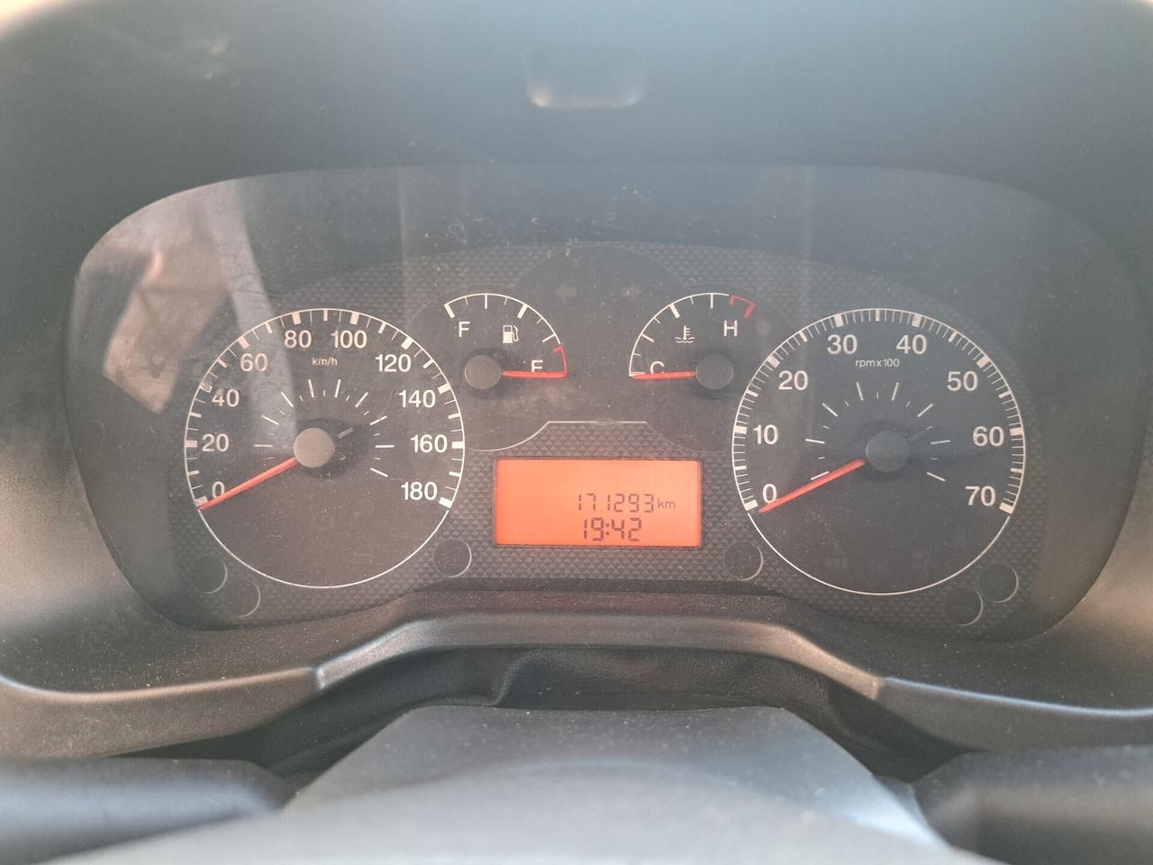 Citroen Nemo 1.4 / 68CV / OK NEOPATENTATI