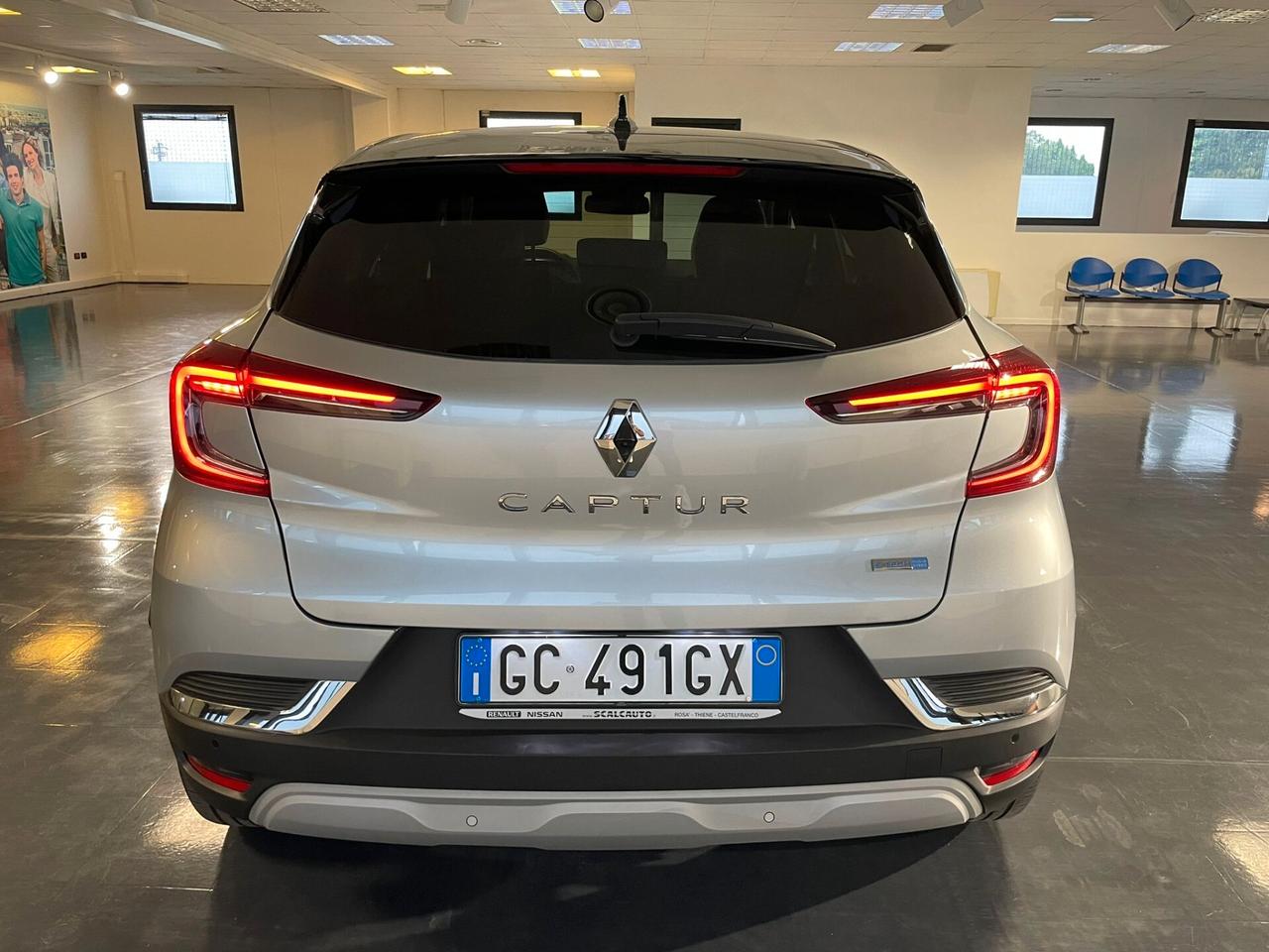 Renault Captur Plug-in Hybrid E-Tech 160 CV Intens