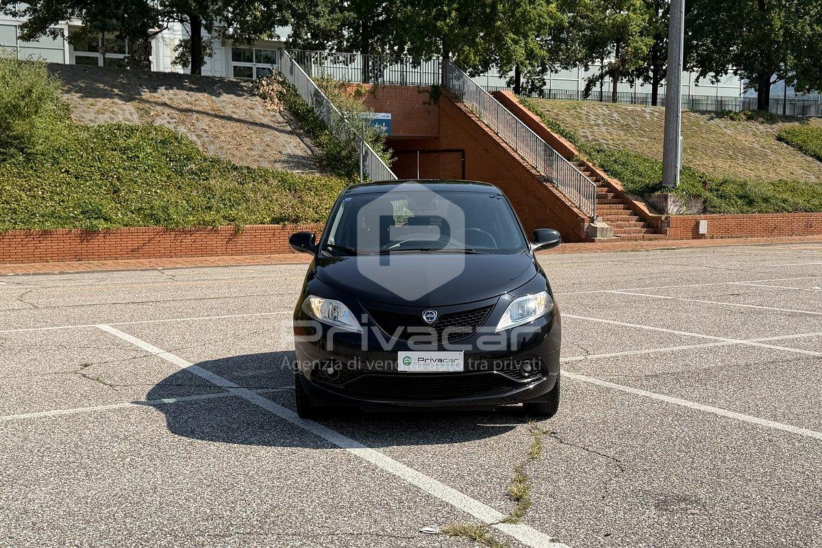 LANCIA Ypsilon 1.2 69 CV 5 porte S&S Gold