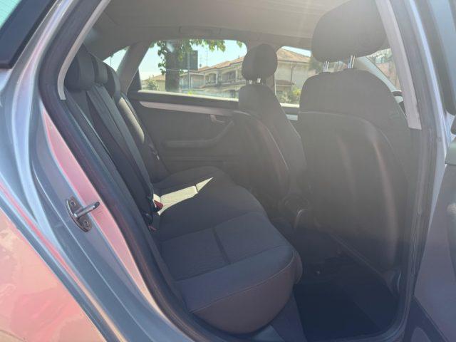AUDI A4 1.6 Sport