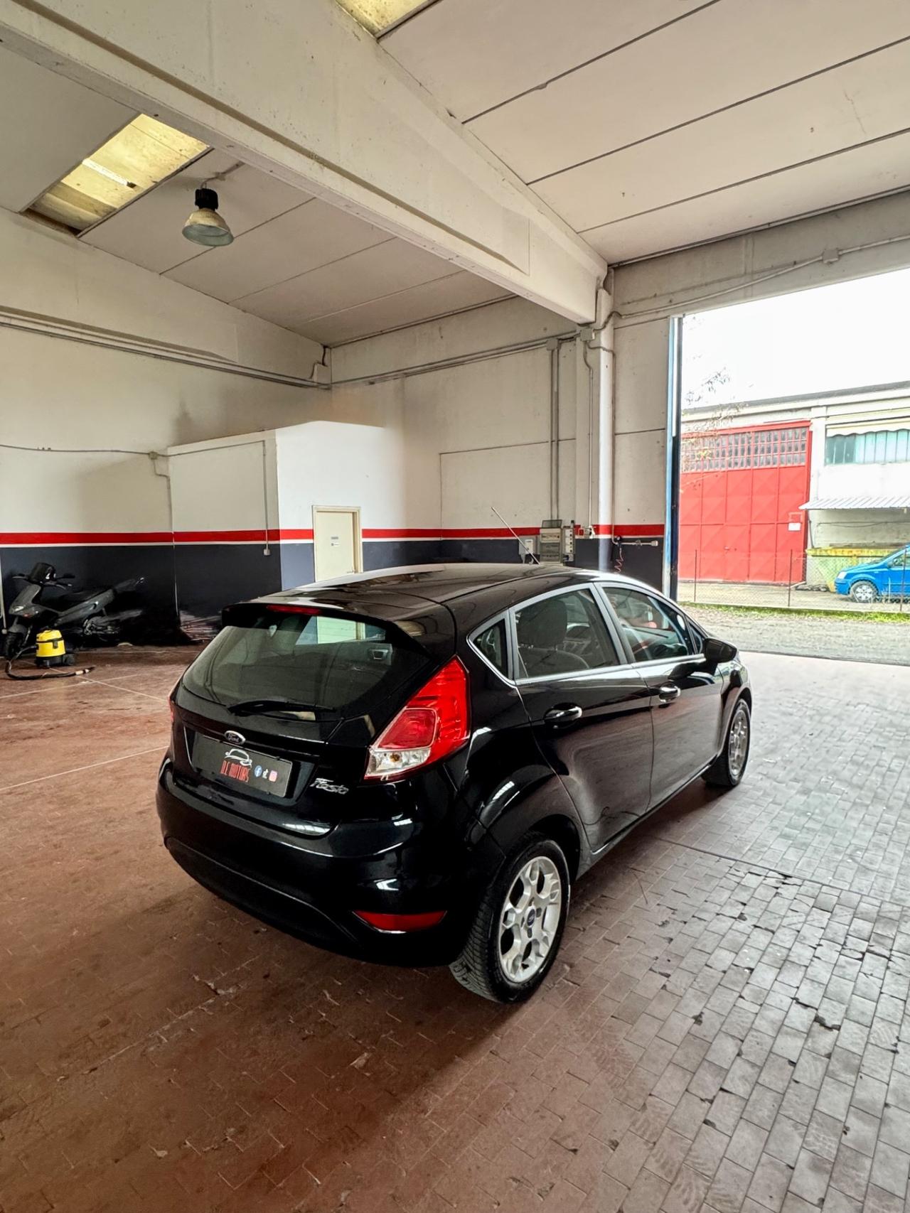 Ford Fiesta 1.4 5 porte Bz.- GPL Business