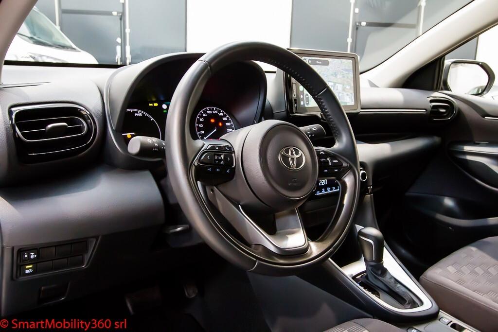 Toyota Yaris 1.5 Hybrid Active E-CVT Business Pack - Ok neopatentati!!!