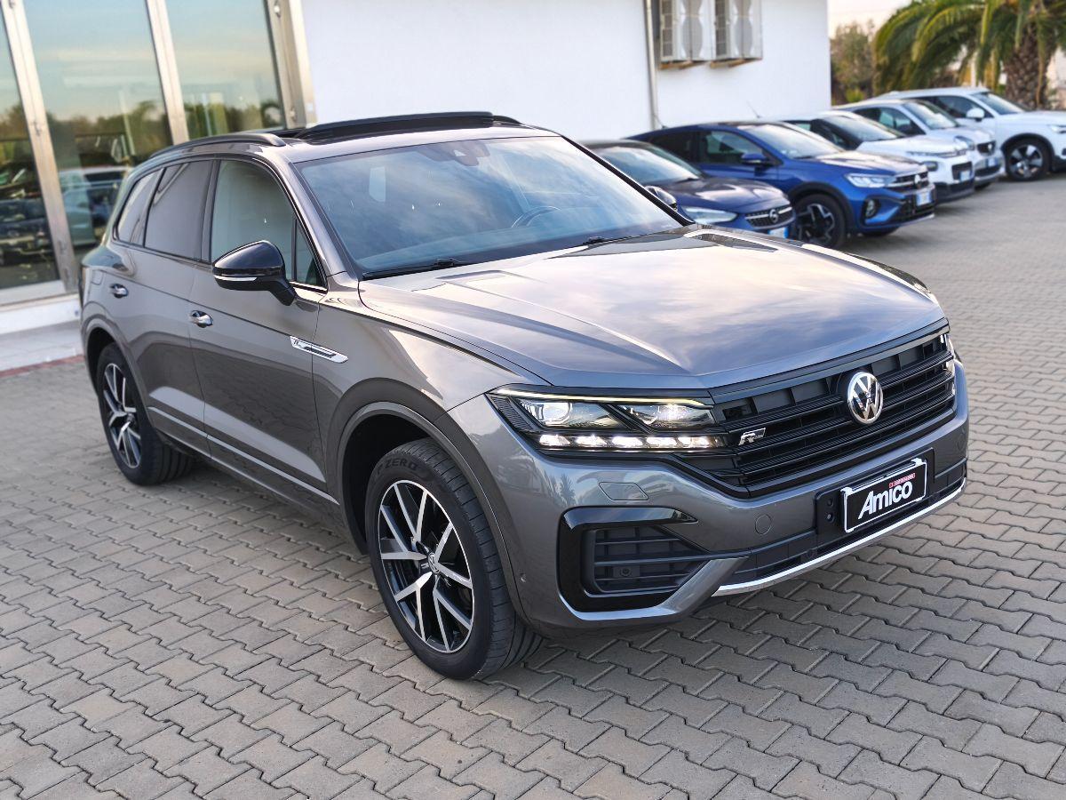 VOLKSWAGEN Touareg 3.0 TDI R-LINE Tetto Pelle Led Luci ambient