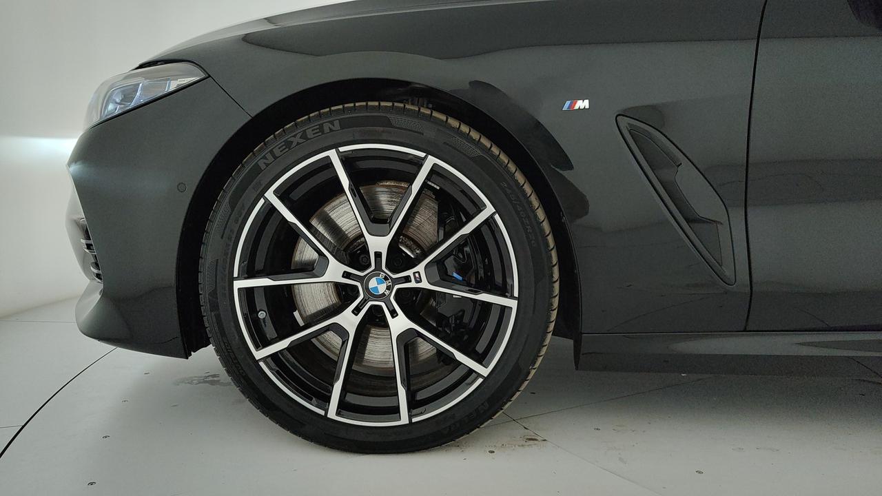 BMW Serie 8 G14 LCI 2022 Cabrio - 840d Cabrio mhev 48V xdrive MSport Pro auto