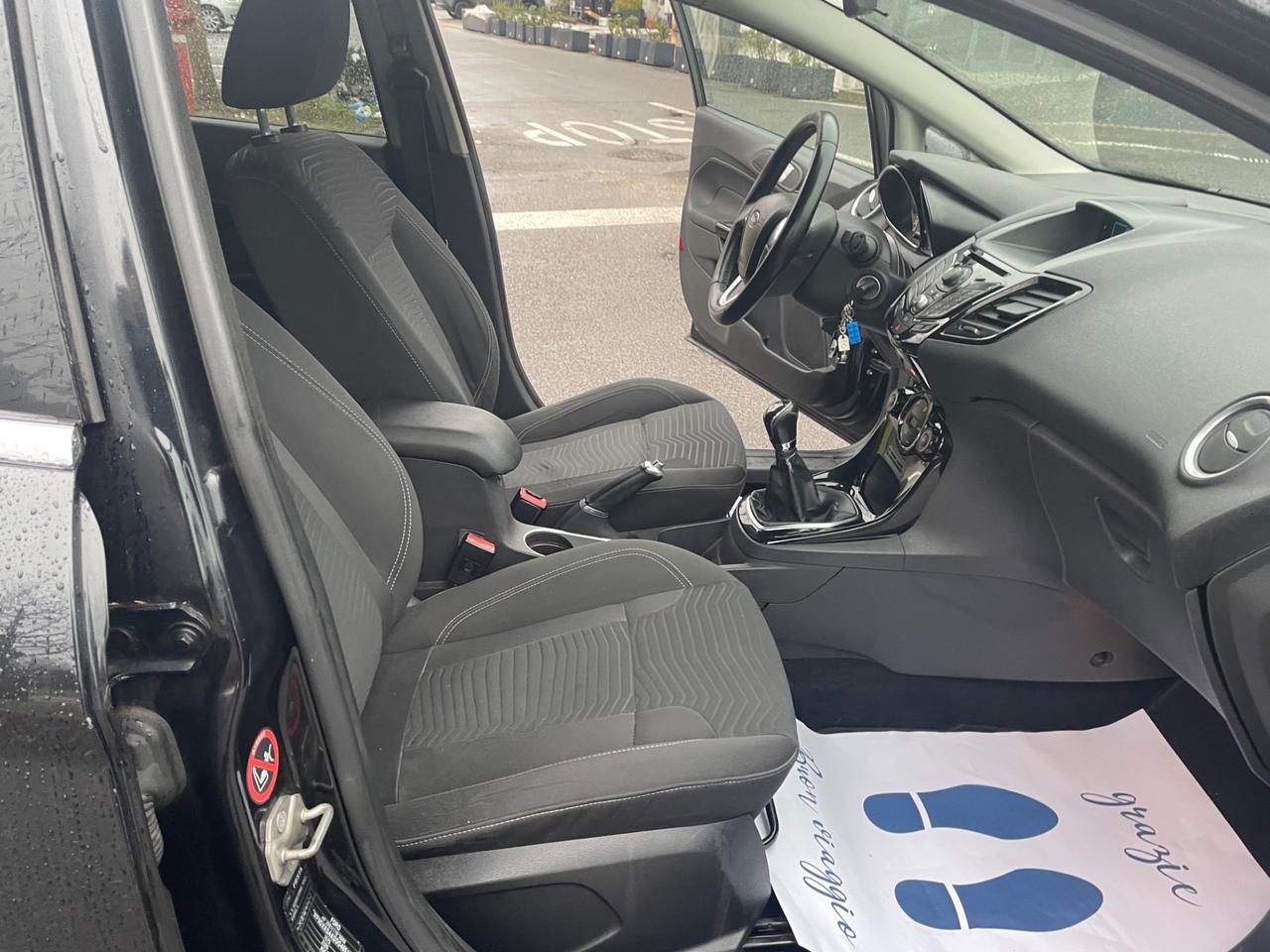 Ford Fiesta 1.5 TDCi 75CV 5 porte Titanium*Nepatentati*Cerchi*