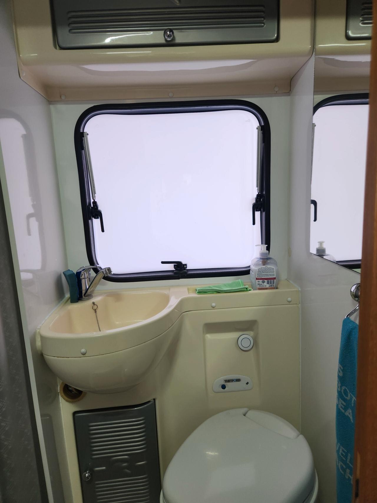 Renault RIMOR KATAMARANO 9 7 posti viaggio letto