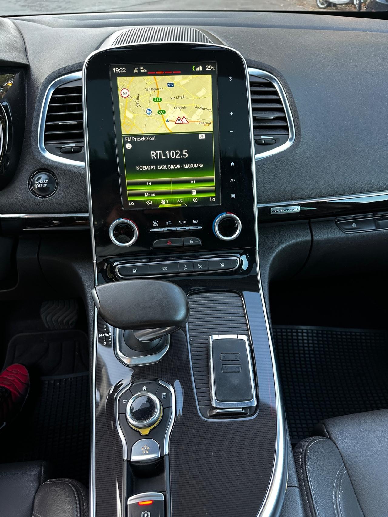 Renault Espace dCi 160CV EDC Energy Initiale Paris 4Control