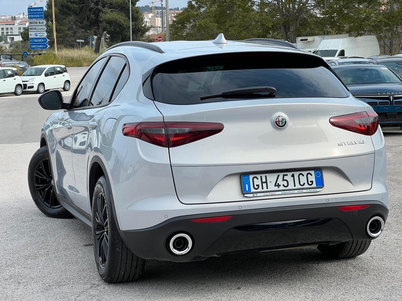 Alfa Romeo Stelvio 2.2 Turbodiesel 160 CV AT8 RWD Super Business