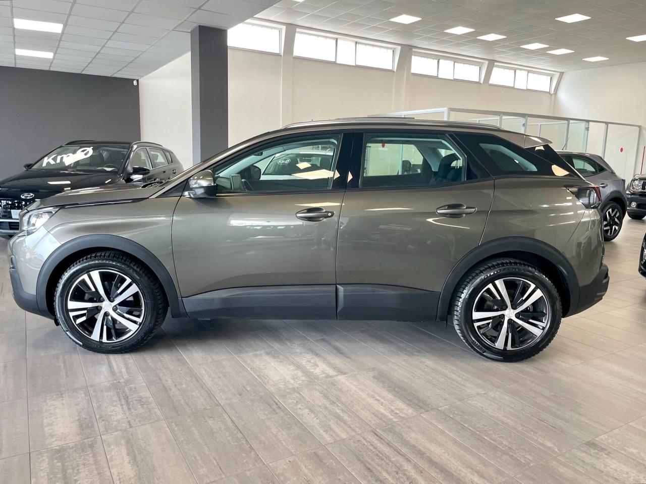 Peugeot 3008 BlueHDi 130cv EAT8 Business