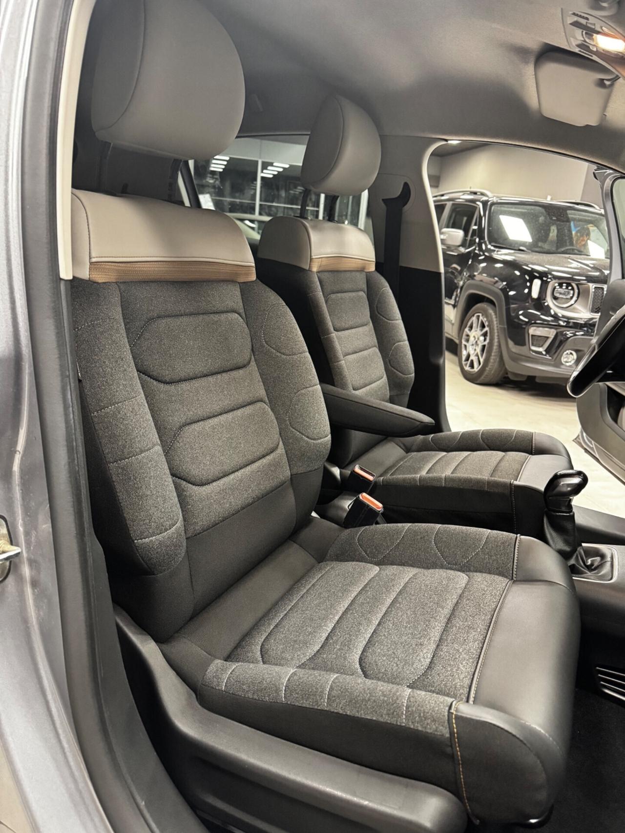 CITROEN C3 1.2 BENZINA MY2022 SHINE