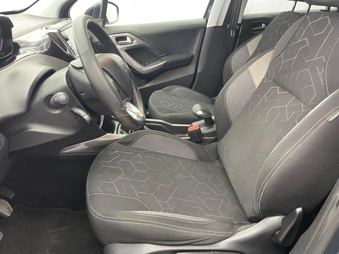 Peugeot 2008 BlueHDi PERFETTA PARI AL NUOVO
