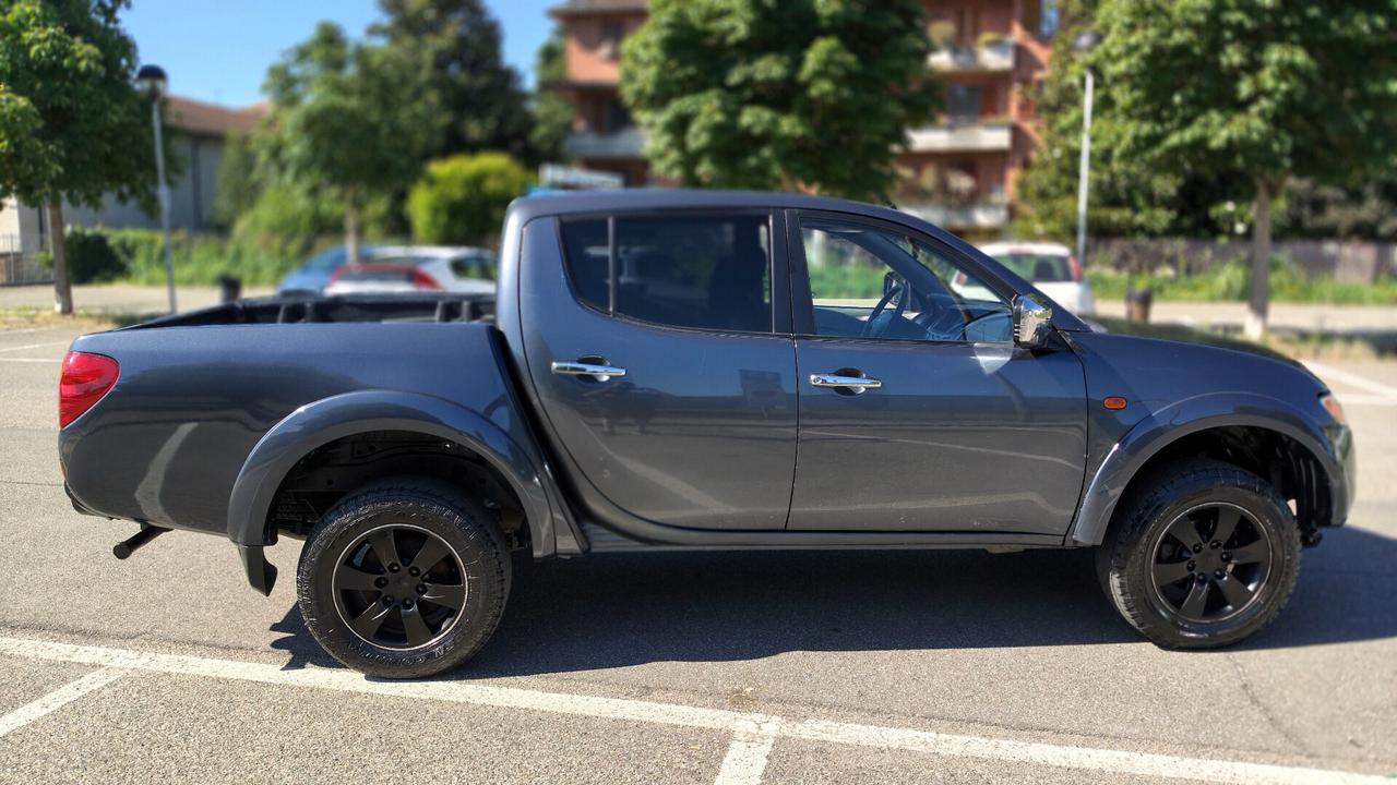 Mitsubishi L200 2.5 DI-D/136CV Double Cab Intense