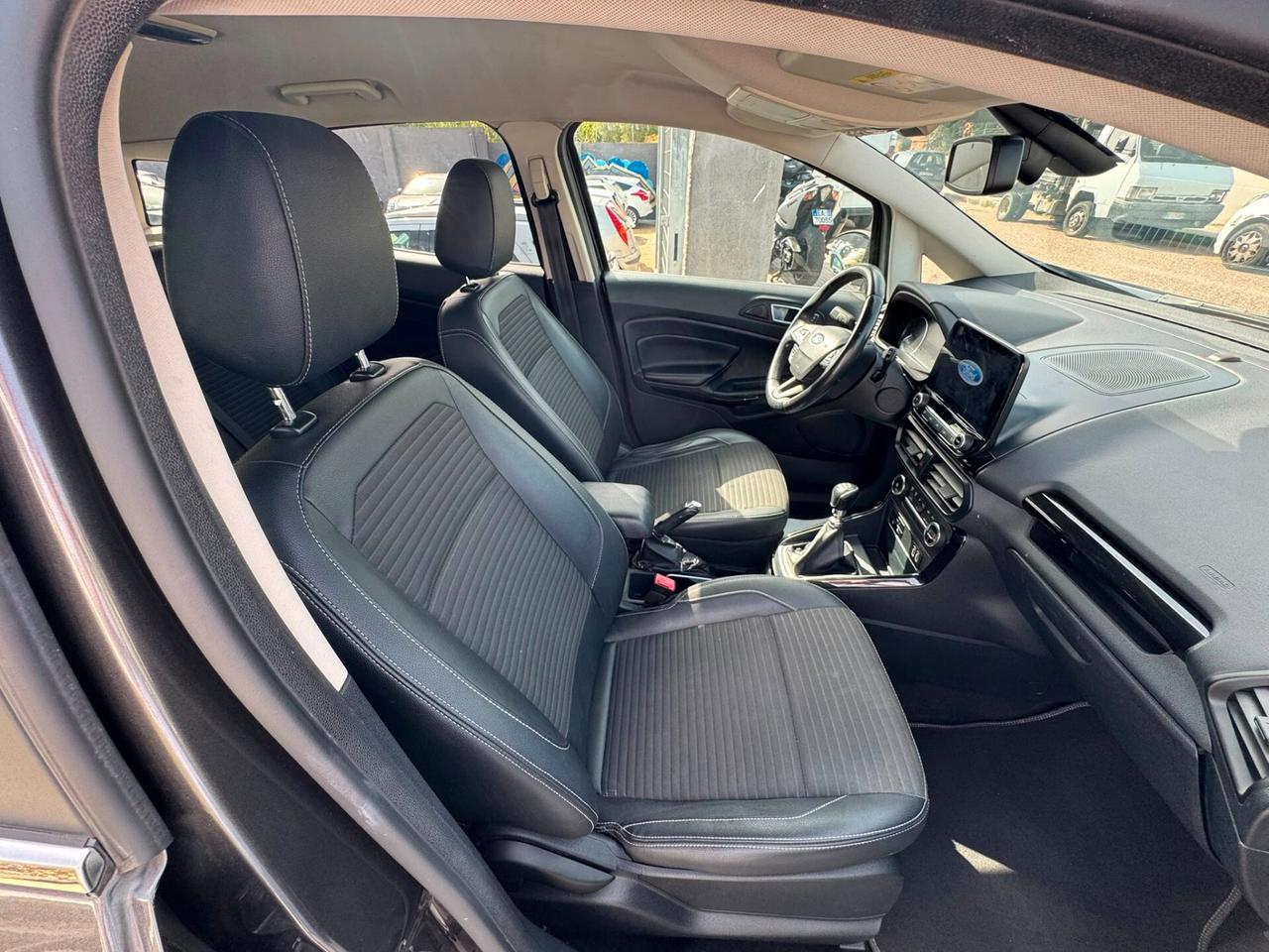Ford EcoSport 1.5 TDCi 100 CV Start&Stop ST-Line Black Edition