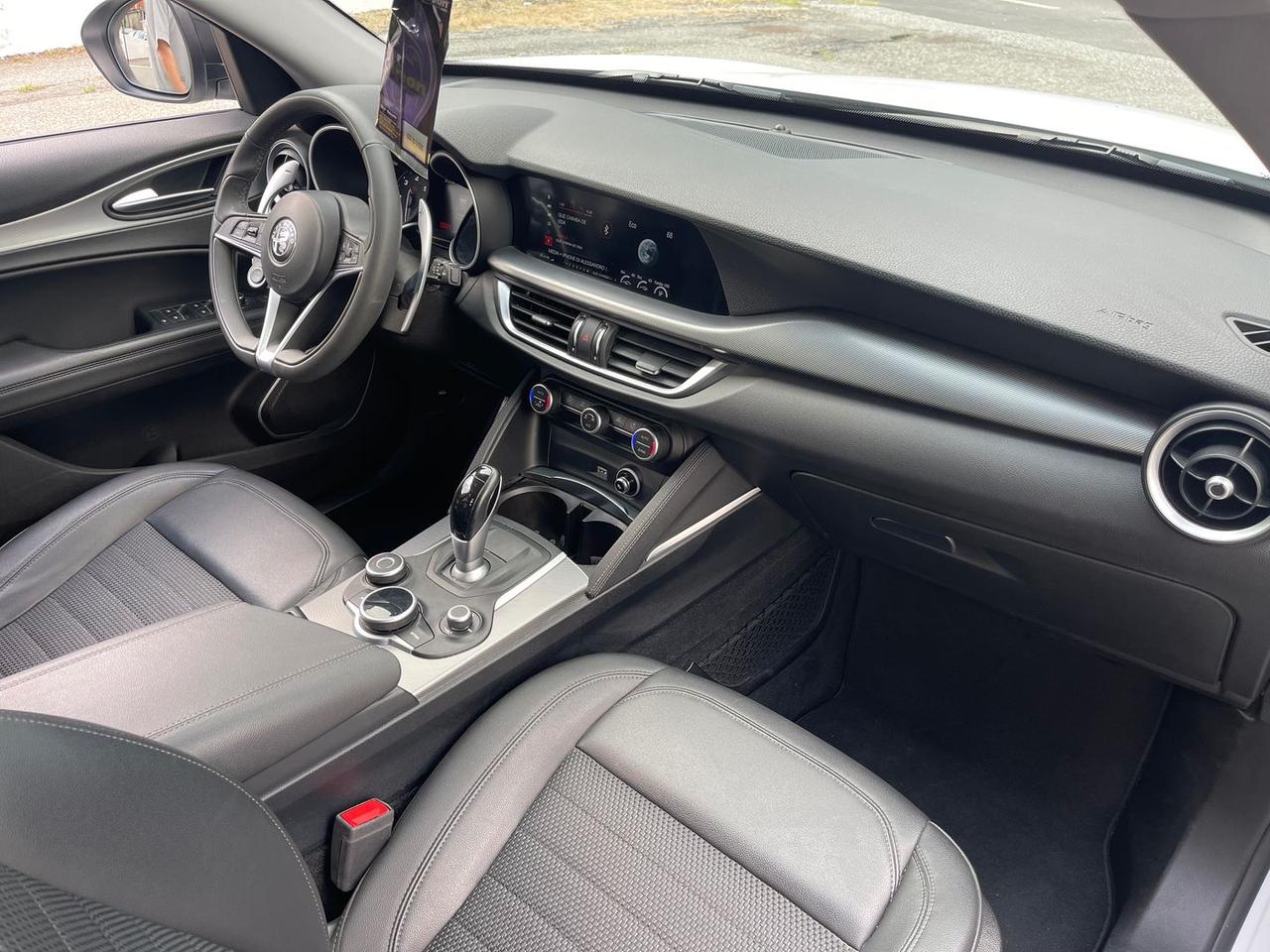 Alfa Romeo Stelvio 2.2 t Sprint Q4 190cv auto AT8 AWD