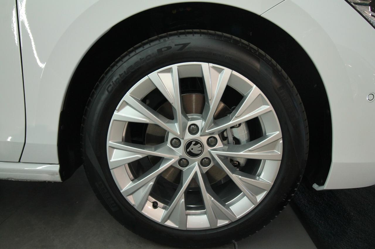 SKODA SUPERB WAGON 2.0 TDI STYLE 150 CV