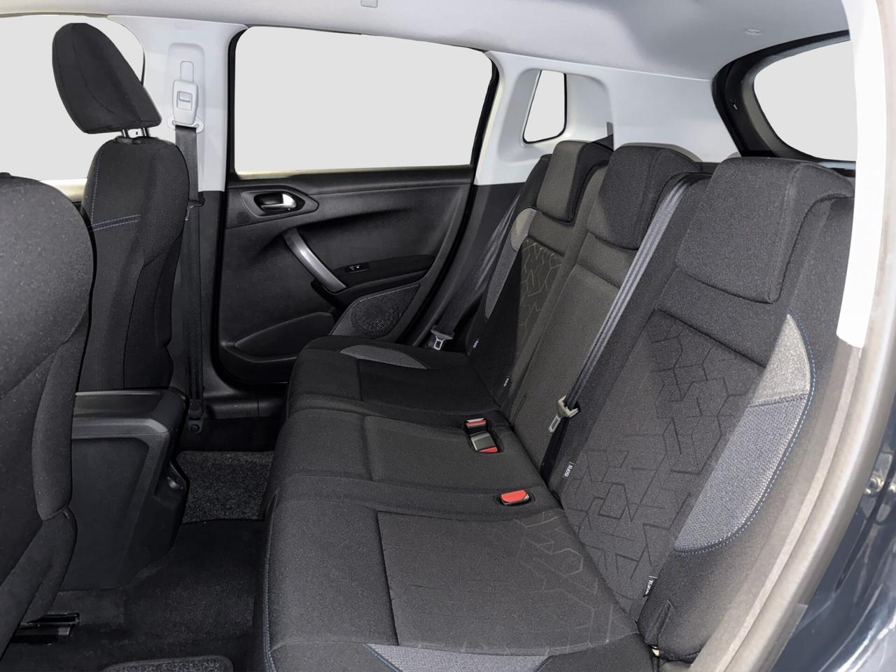 Peugeot 2008 PureTech 82 S&S Style