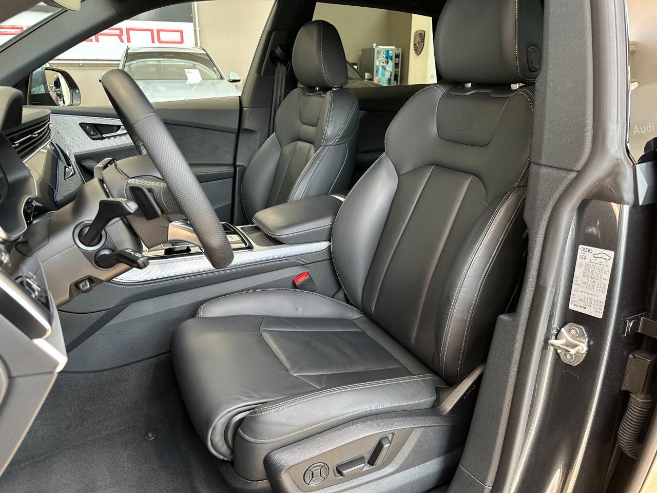 Audi Q8 3.0 tdi mhev S line edition quattro 286cv - 22" - FULL