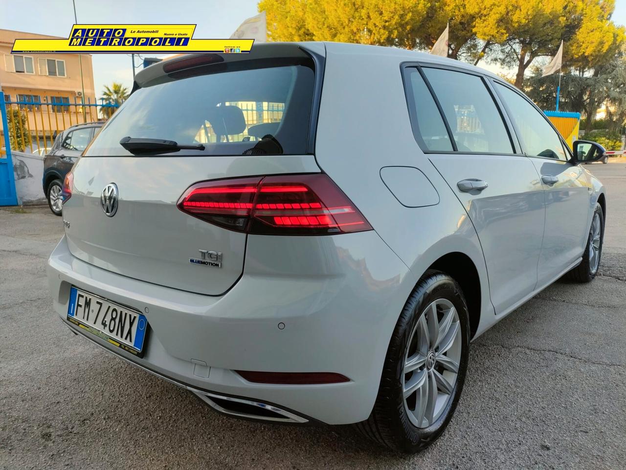 Volkswagen Golf 1.4 TGI DSG Business (Autom.+Metano)