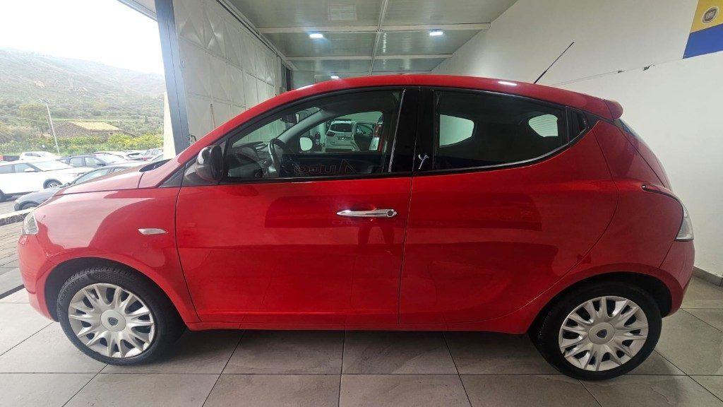 Lancia Ypsilon 1.2 69 CV 5 porte Gold