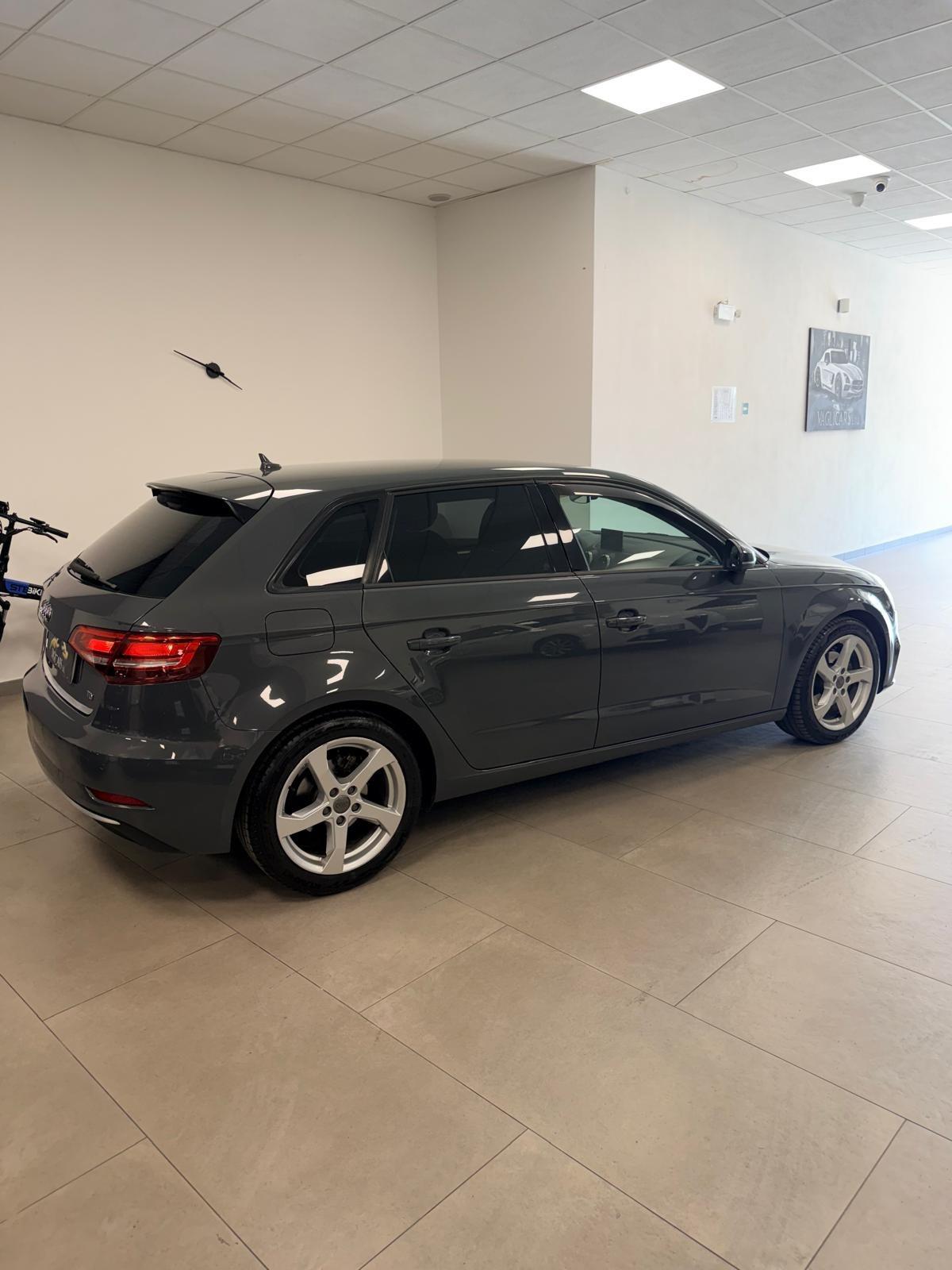 Audi A3 SPB 1.6 TDI 116 CV S tronic Sport