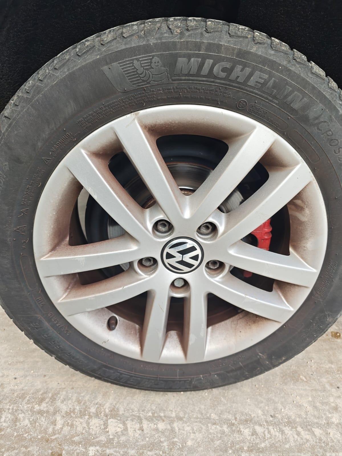 Volkswagen Golf 1.6 TDI DSG 5p. Comfortline