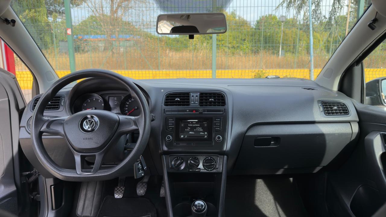 Volkswagen Polo 1.0 MPI 5p. Trendline 2015