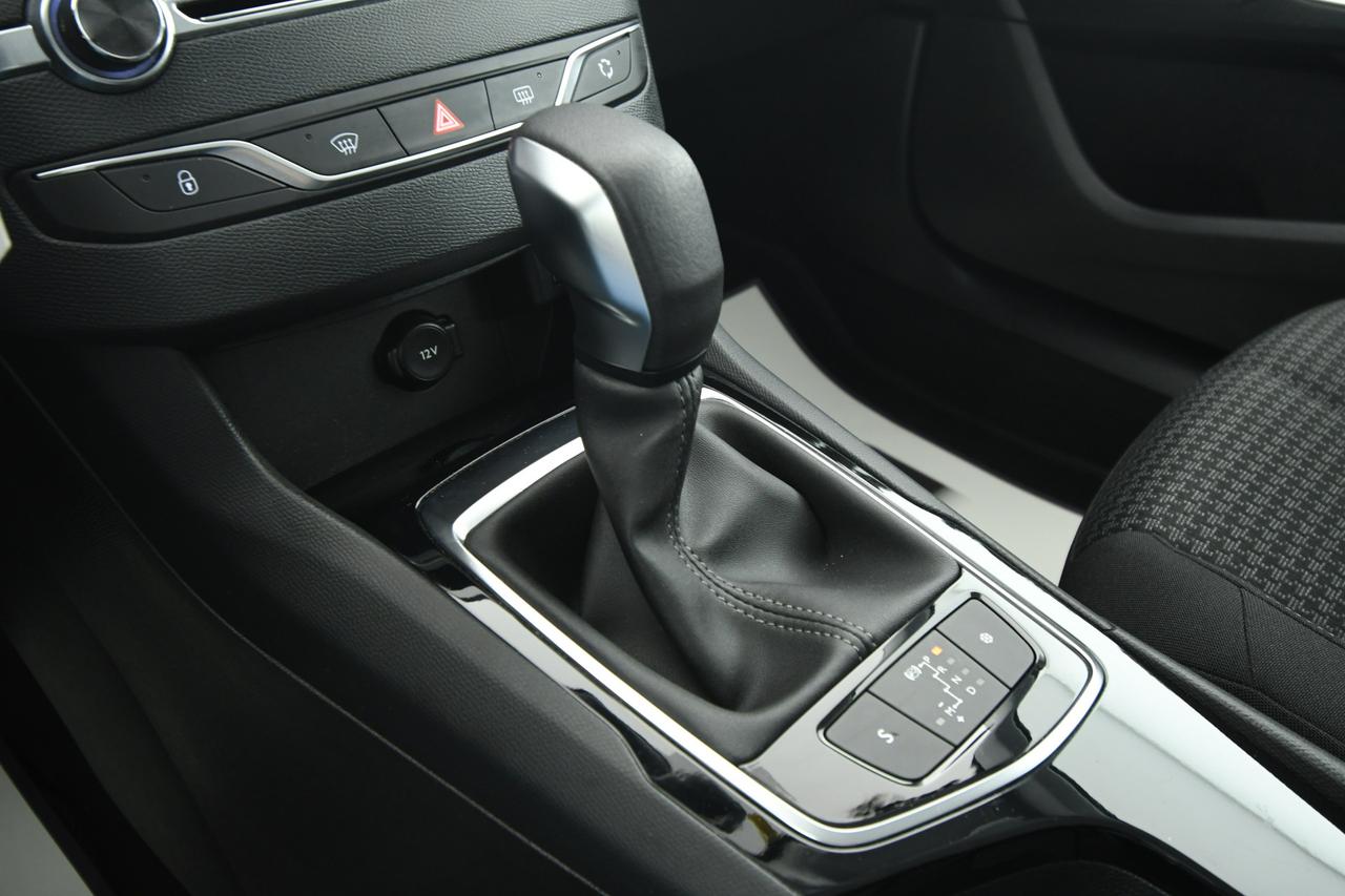 PEUGEOT 308 SW 1.6 bluehdi Allure s&s 120cv eat6 COMMERCIANTI+APP CONNECT