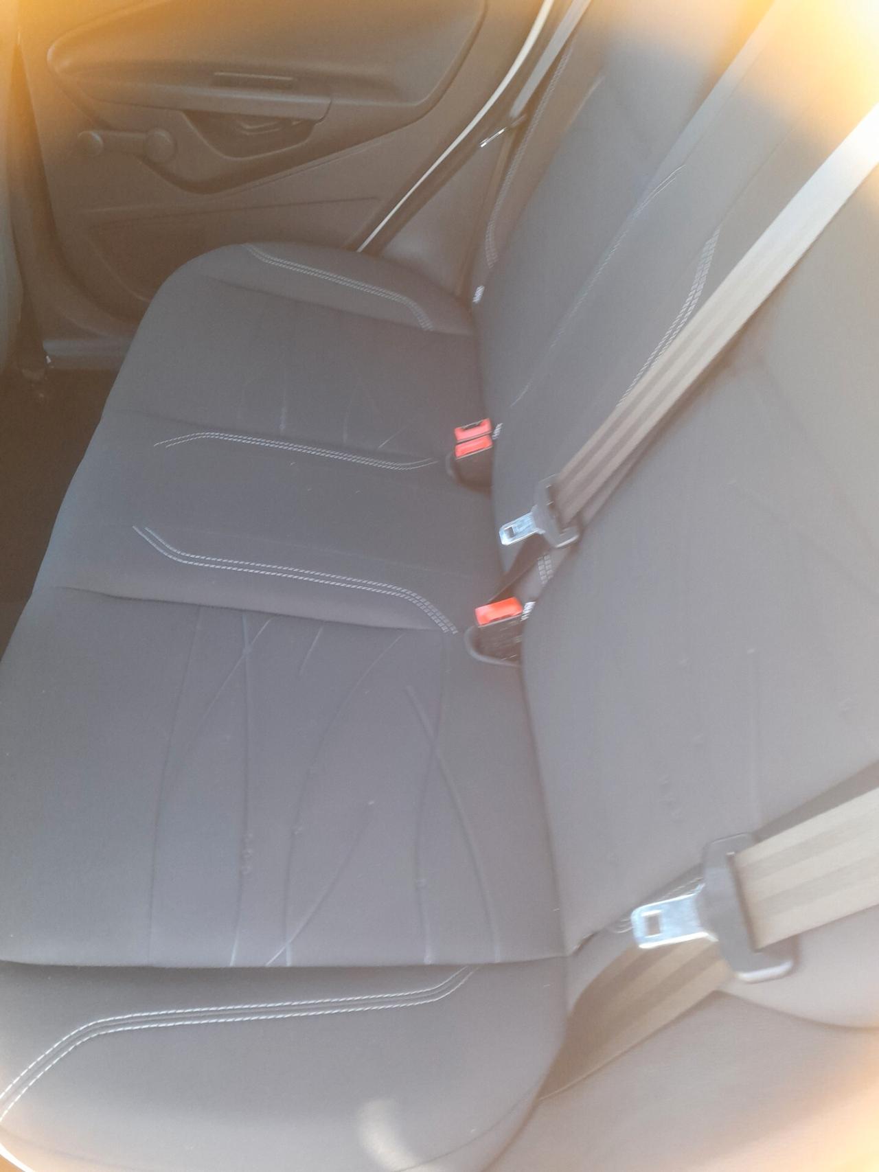 Ford Fiesta 1.5 TDCi 75CV 5 porte