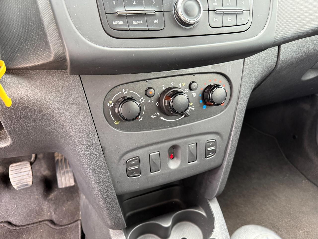 DACIA LOGAN SW ANNO 2016 1.2 BENZINA 73 CV