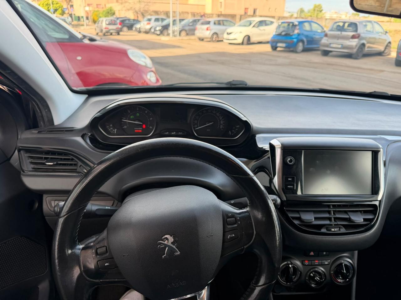 Peugeot 208 BlueHDi 75 5 porte Allure