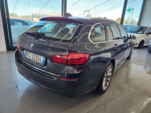 BMW 525 525d Touring xdrive Luxury auto E6