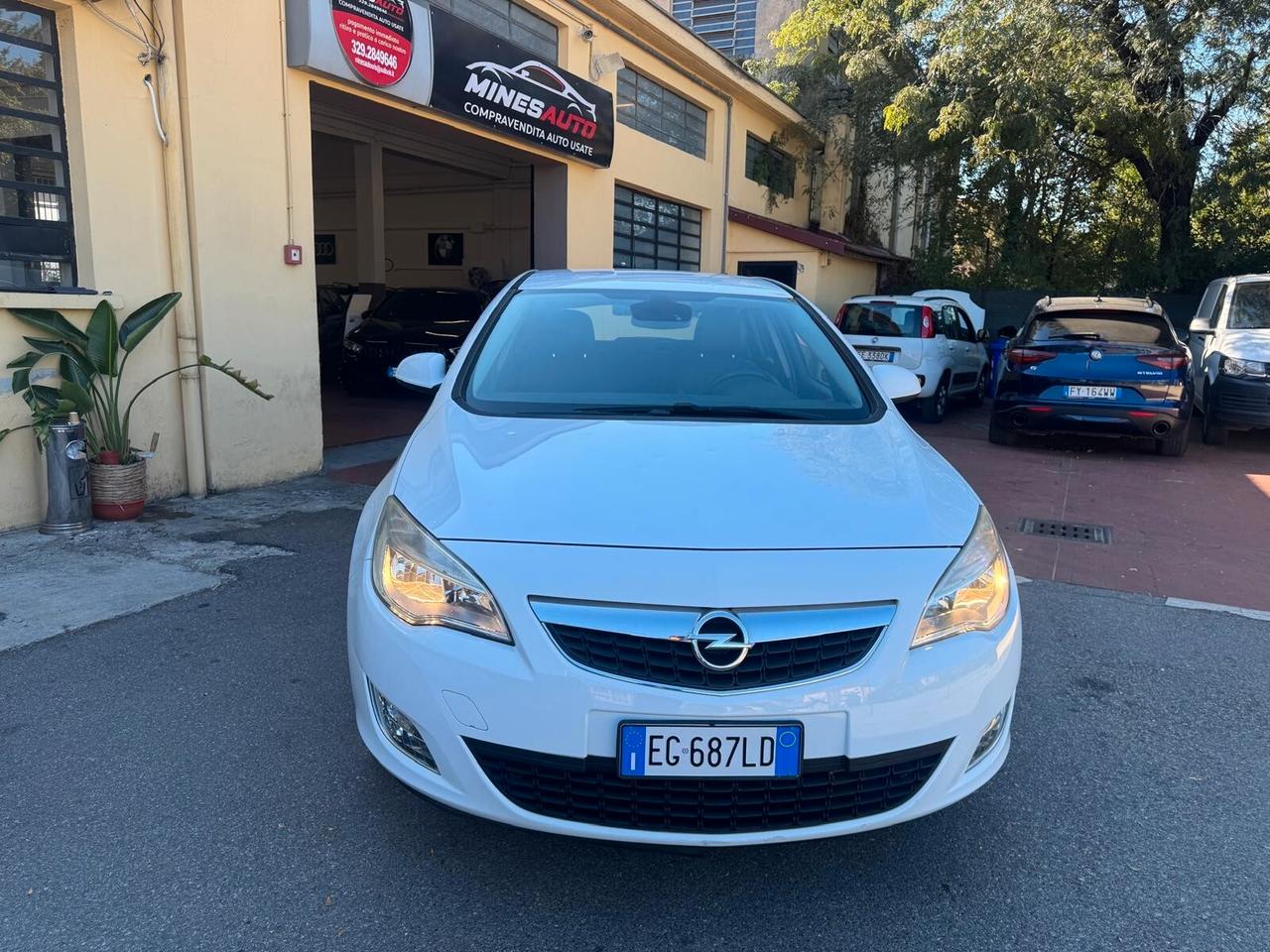 Opel Astra 2011 1.7 Diesel 110CV 5 porte Cosmo
