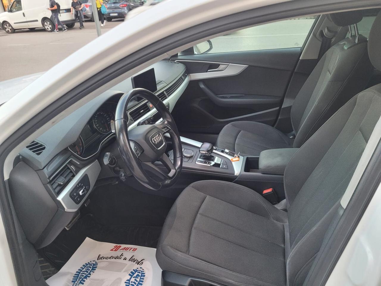 Audi A4 2.0 TDI 150 CV ultra S tronic Sport * Navi * Garantita 12 Mesi