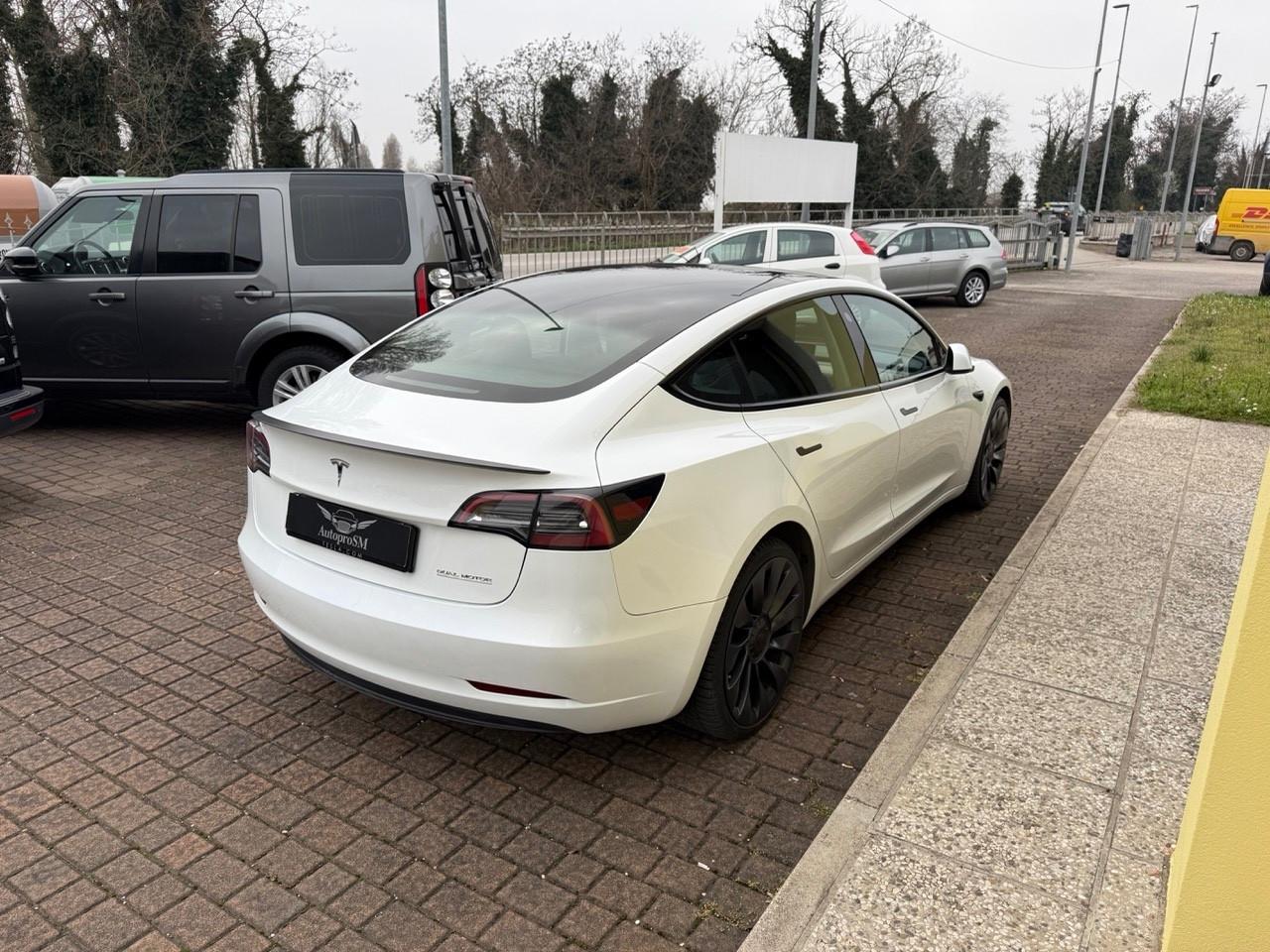 Tesla Model 3 Long Range Performance 2023