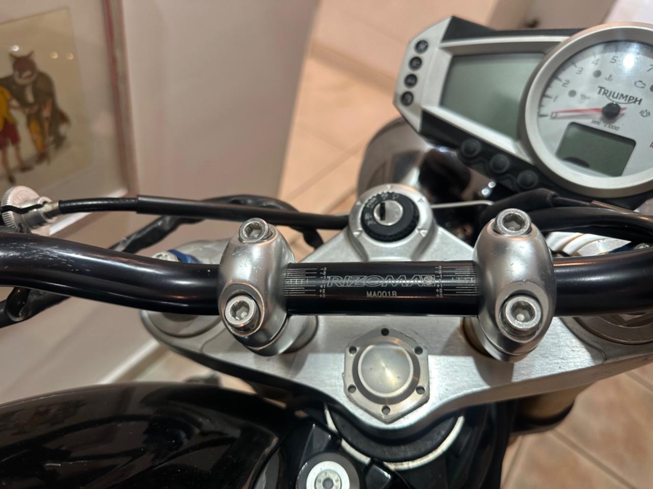 Triumph Speed Triple 1050 FINANZIAMENTI