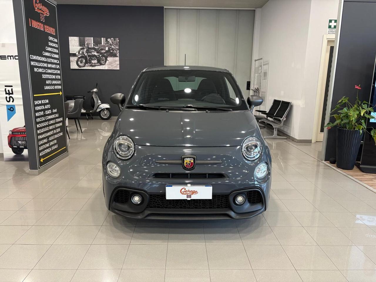 Abarth 595 1.4 t-jet Competizione 180cv