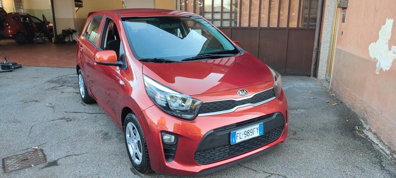 Kia Picanto 1.2 12V 5 porte GT Line