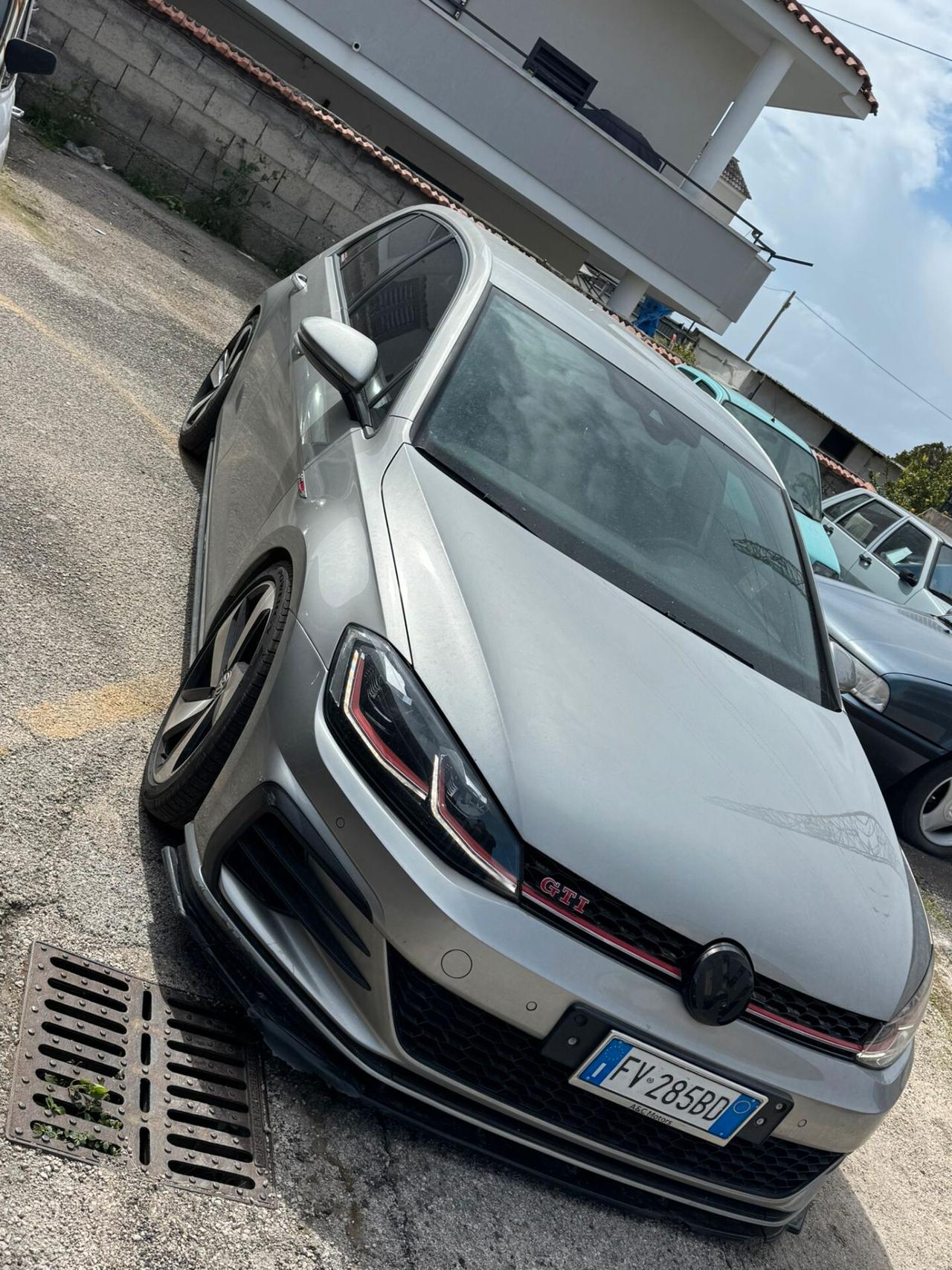 Volkswagen Golf GTI Performance 2.0 245 CV TSI DSG 5p. BMT