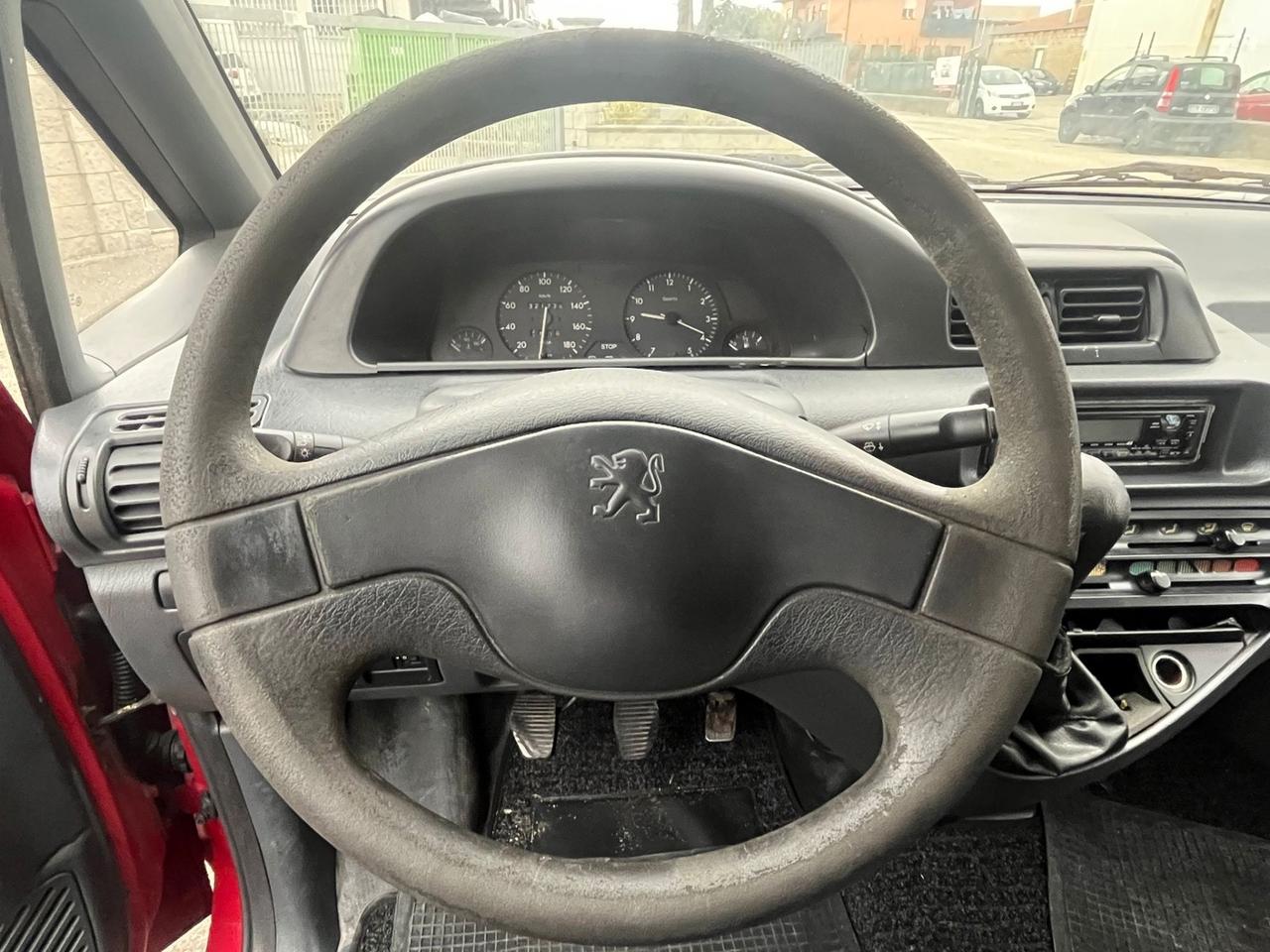 Peugeot Expert 220C 1.9 TD