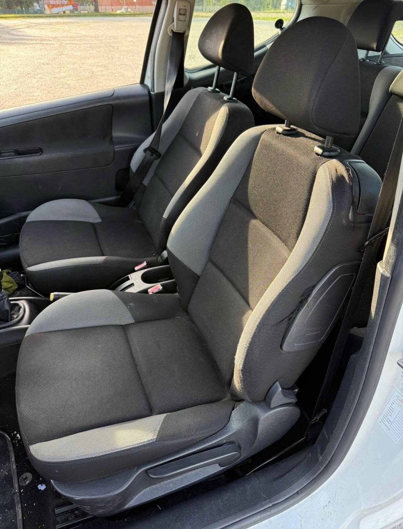 Peugeot 207 1.4 Benzina 75cavalli NEOPATENTATI