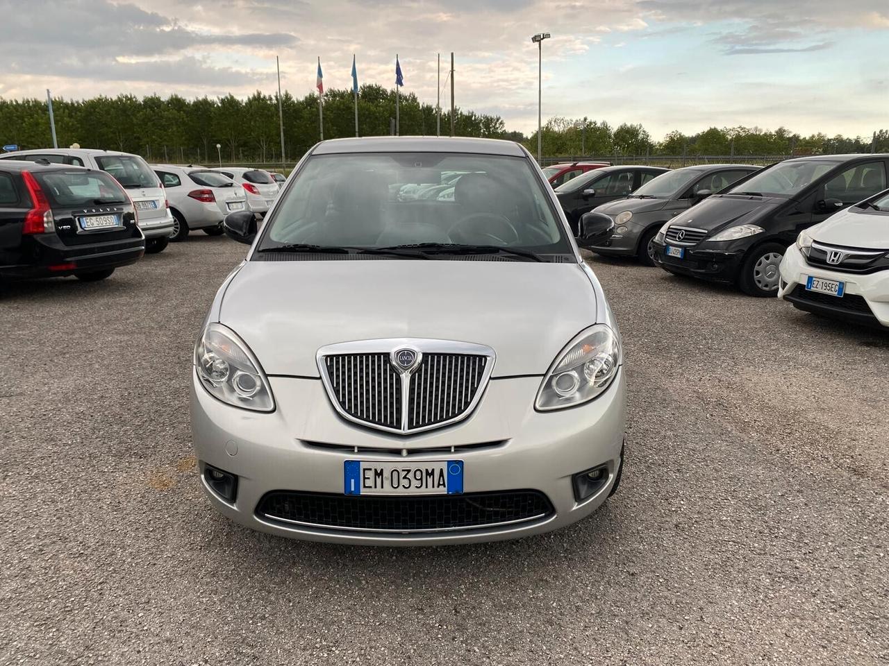 Lancia Ypsilon 1.3 MJT 75 CV Kit distribuzione e Turbina NUOVI!!!