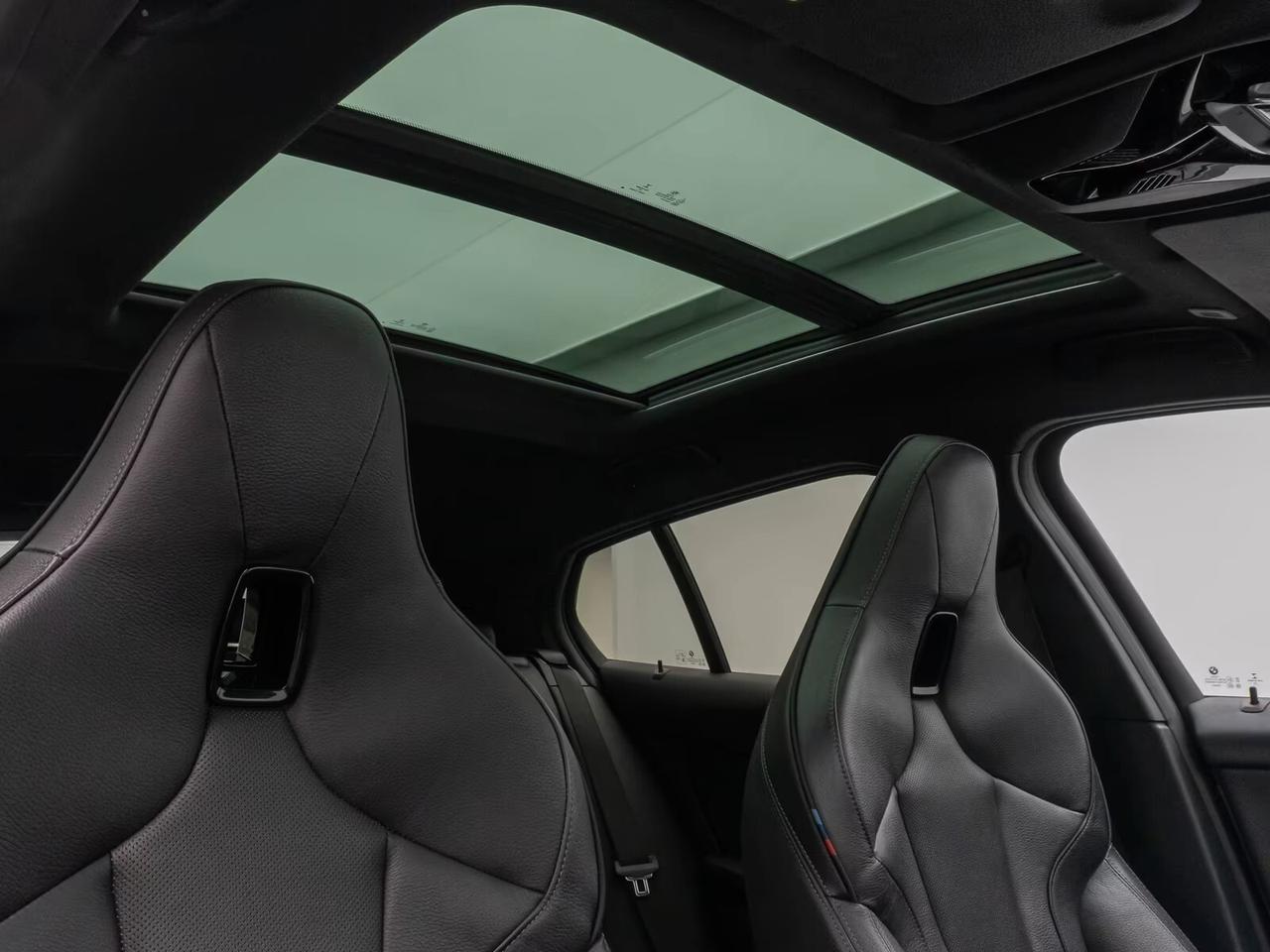Bmw M135 M 135i xDrive SEDILI A GUSCIO PELLE TETTO PANORAMICO
