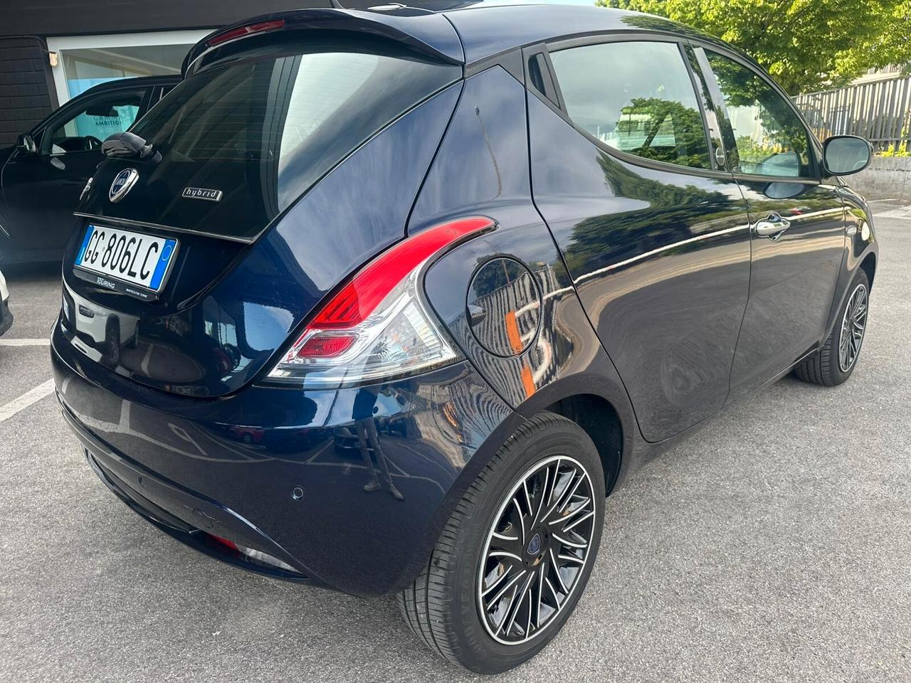 Lancia Ypsilon 1.0 FireFly 5 porte S&S Hybrid Ecochic Gold