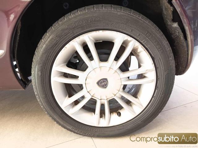 LANCIA Ypsilon 1.2 Platino