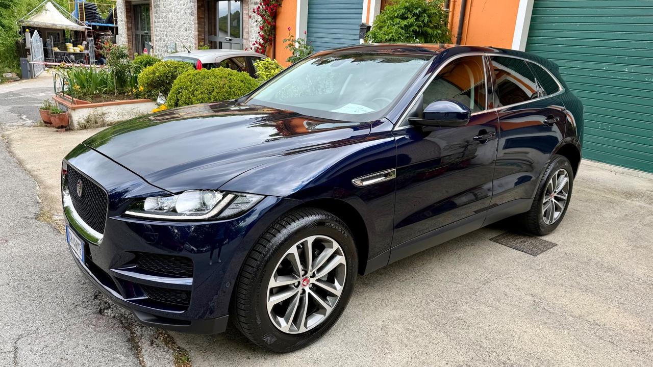 Jaguar F-Pace 2.0 D 180 CV AWD aut. Prestige