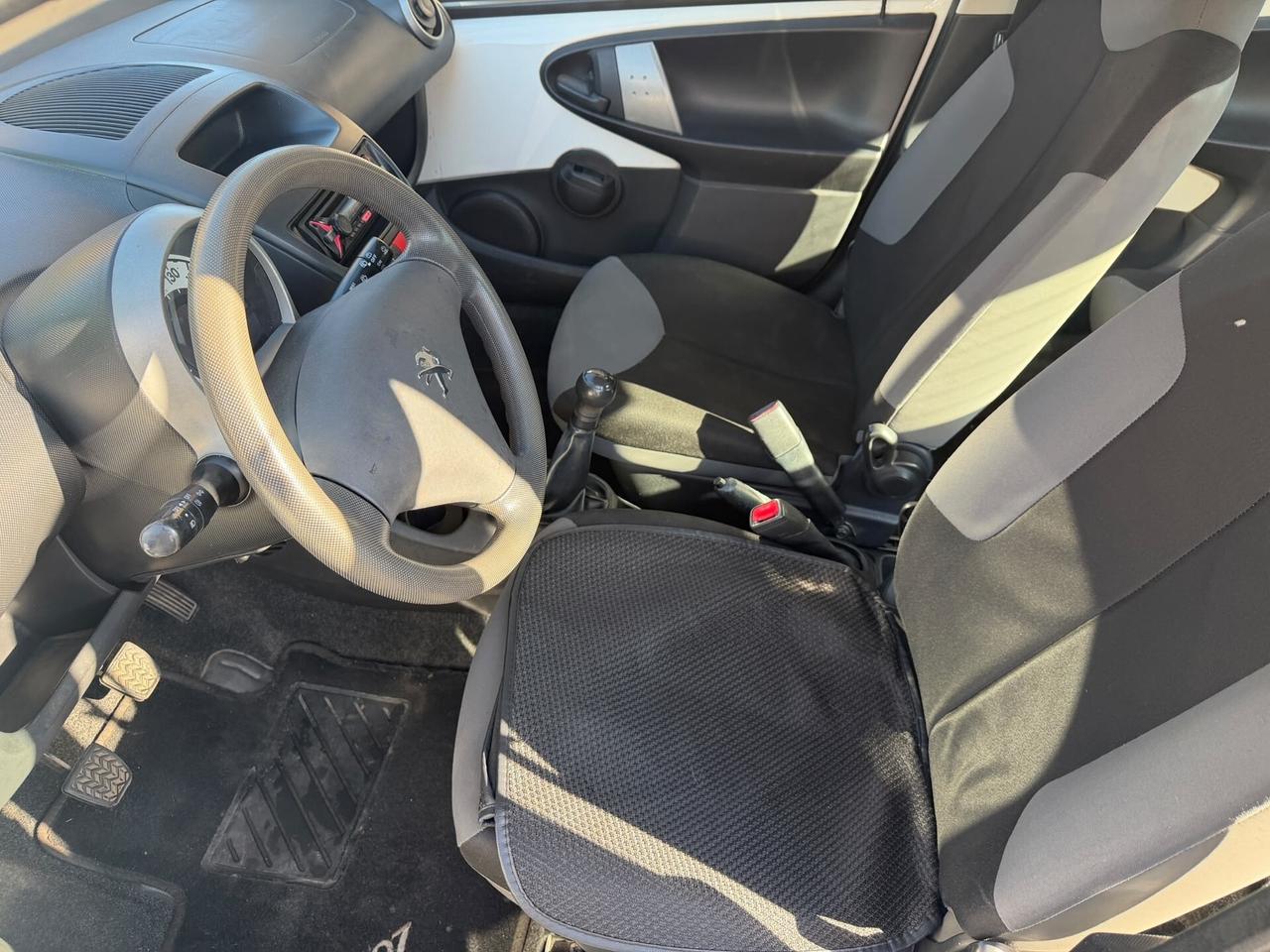 Peugeot 107 1.0 68CV 5 porte